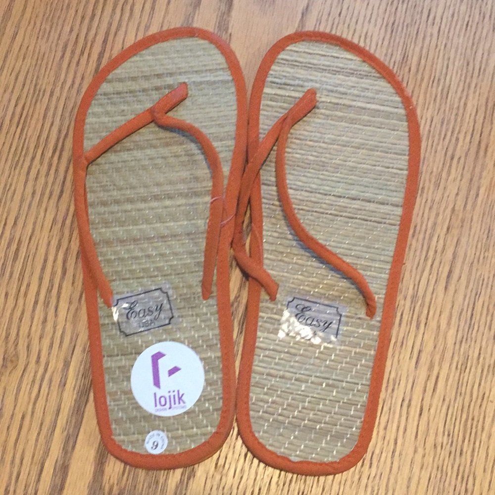 Flip flop sandals NWT